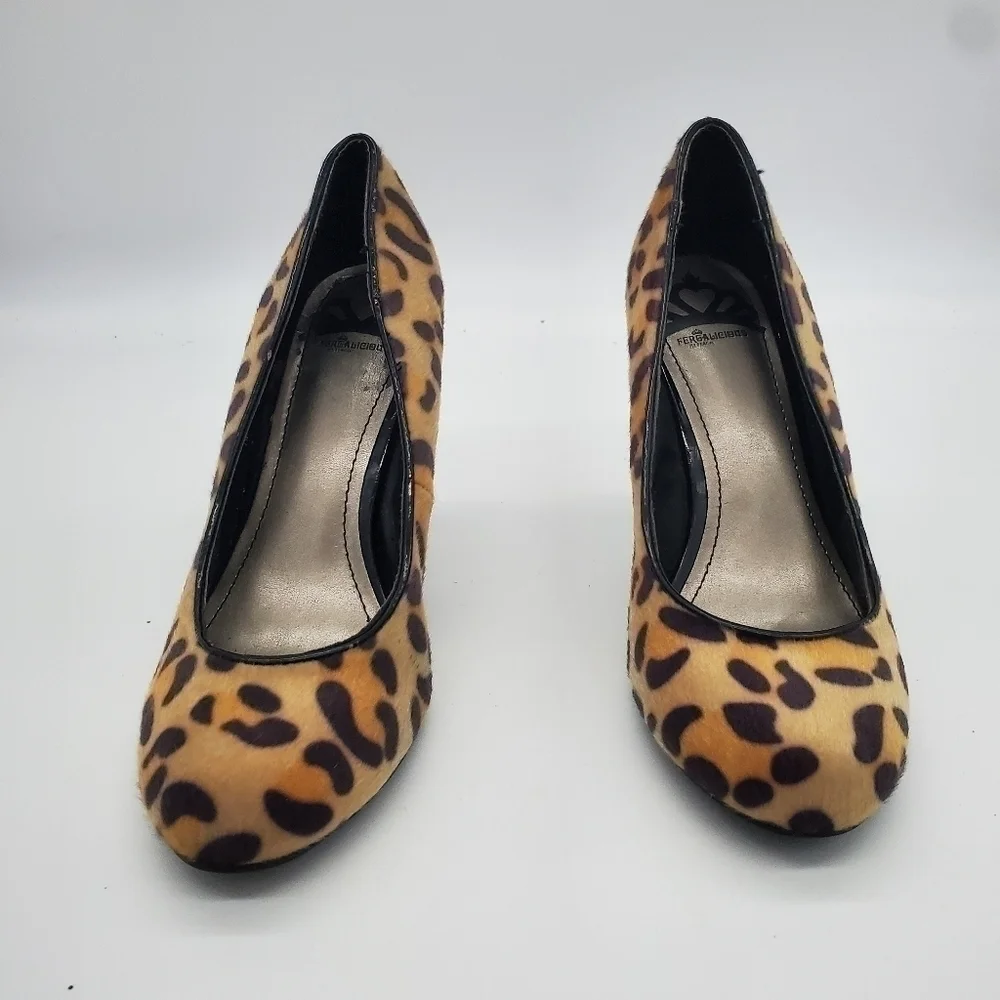 Fergalicious Utopia Leopard Print Faux Fur Pumps Women’s Size 7M Shoes